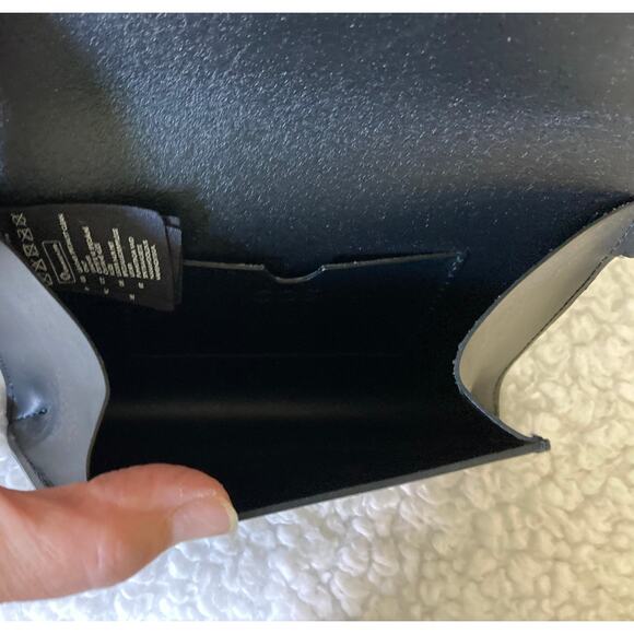 COS Black Leather Crossbody Purse/Handbag with detachable belt - Picture 7 of 10